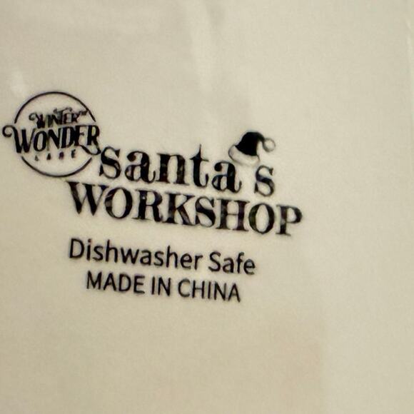 Christmas Red Pickup Truck With Christmas Tree In Back Cookie Jar New 10x8x6 - Picture 10 of 10